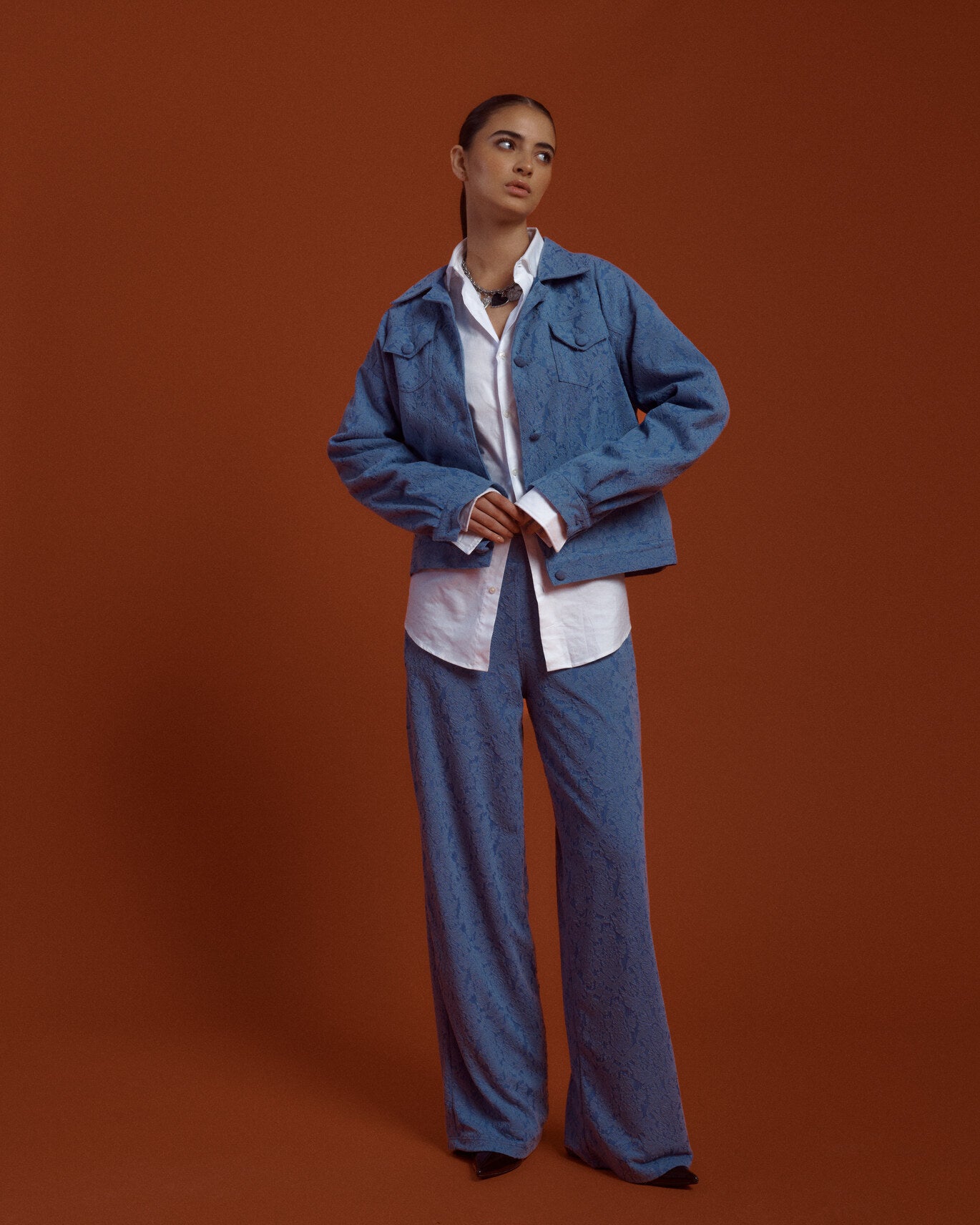 CASACA DENIM MOCCA - CELESTE