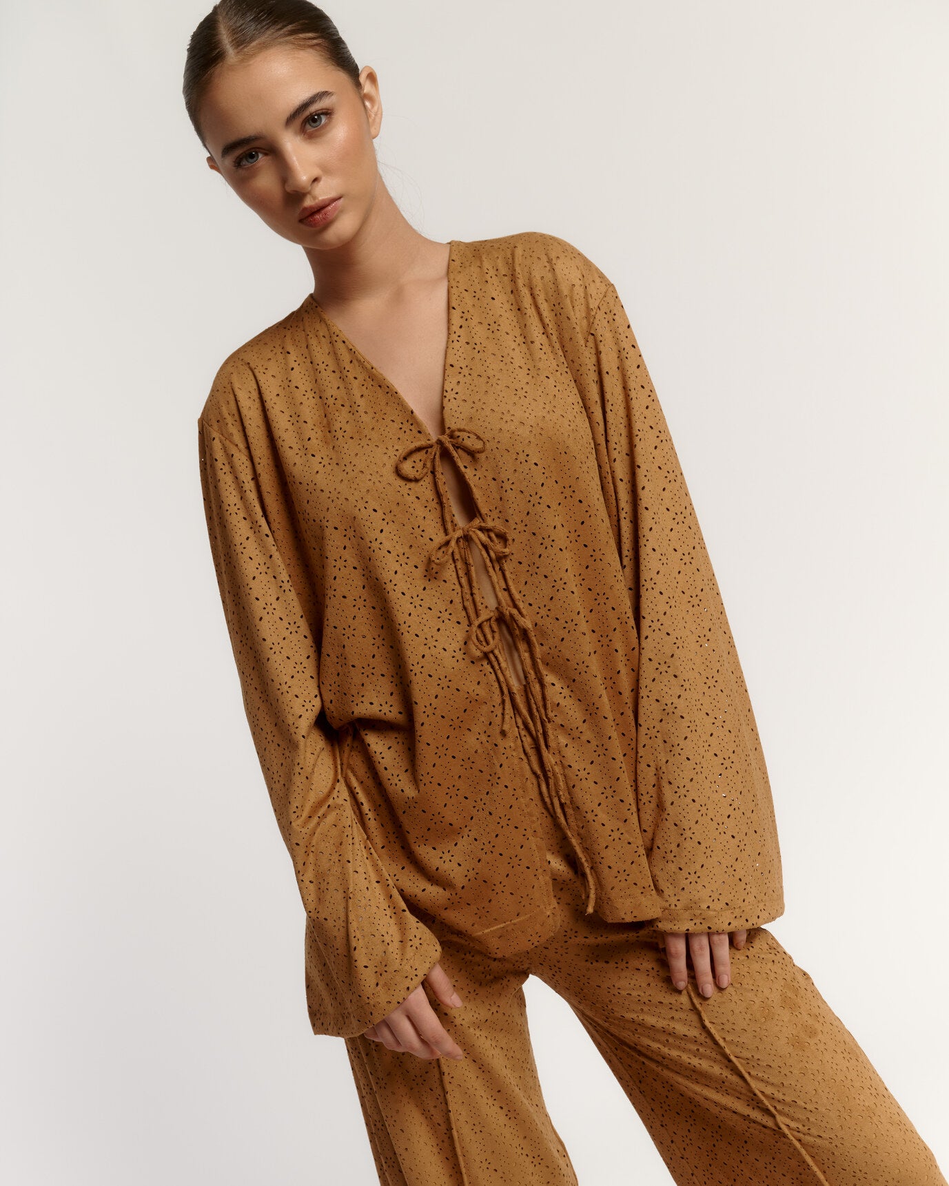 BLUSA ARABICA - CAMEL